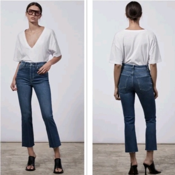 ZARA 'The Dreed' Flare Blue Denim Jeans Size 36 - Picture 1 of 4